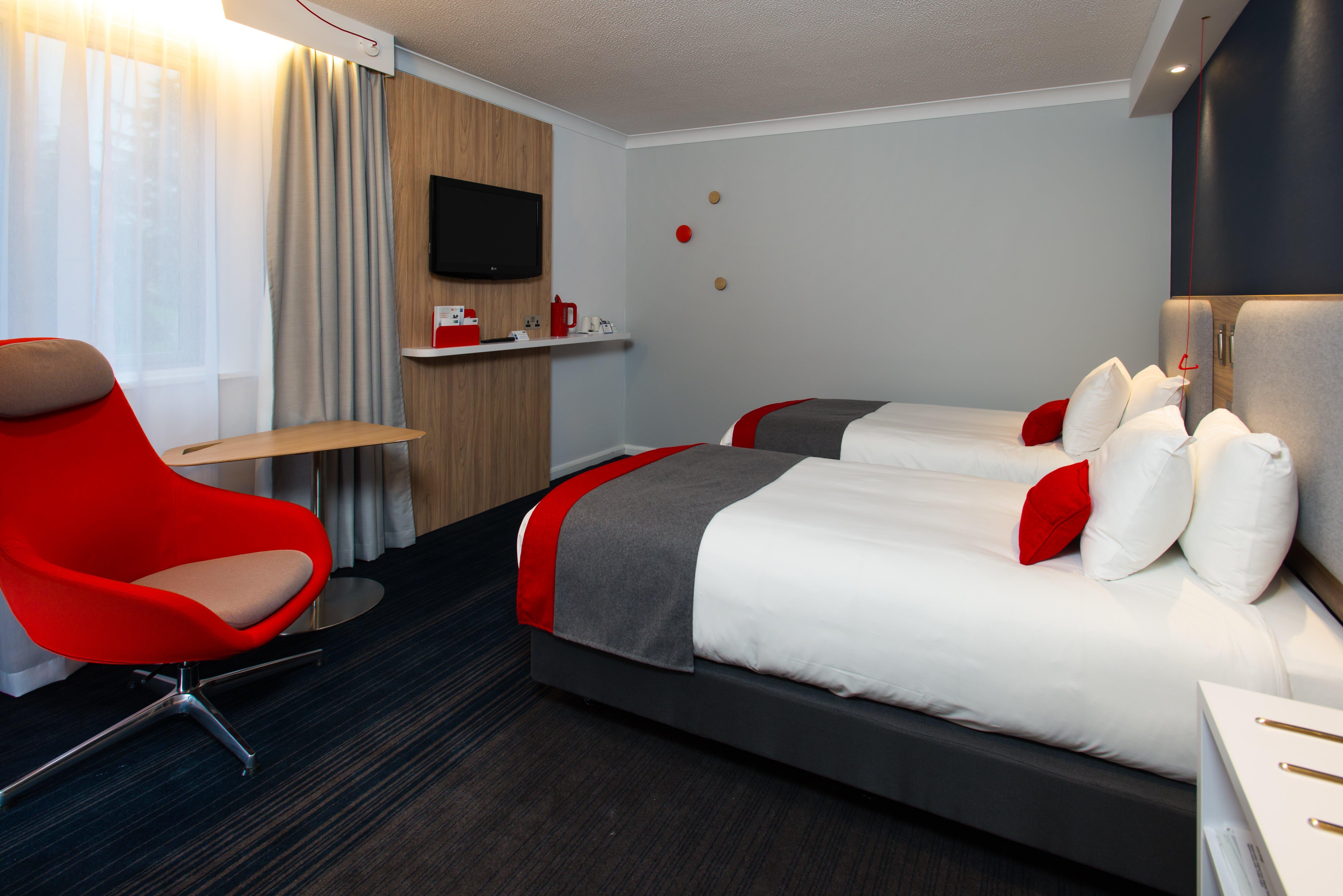 Holiday Inn Express Bath By Ihg Eksteriør billede